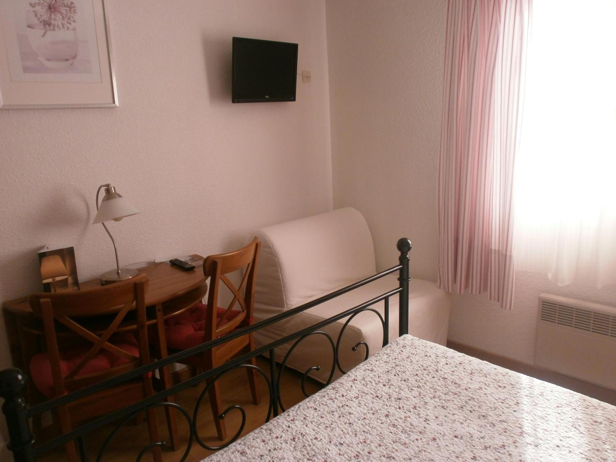 Hotel Le Clos Des Pins Six-Fours-les-Plages Kamer foto